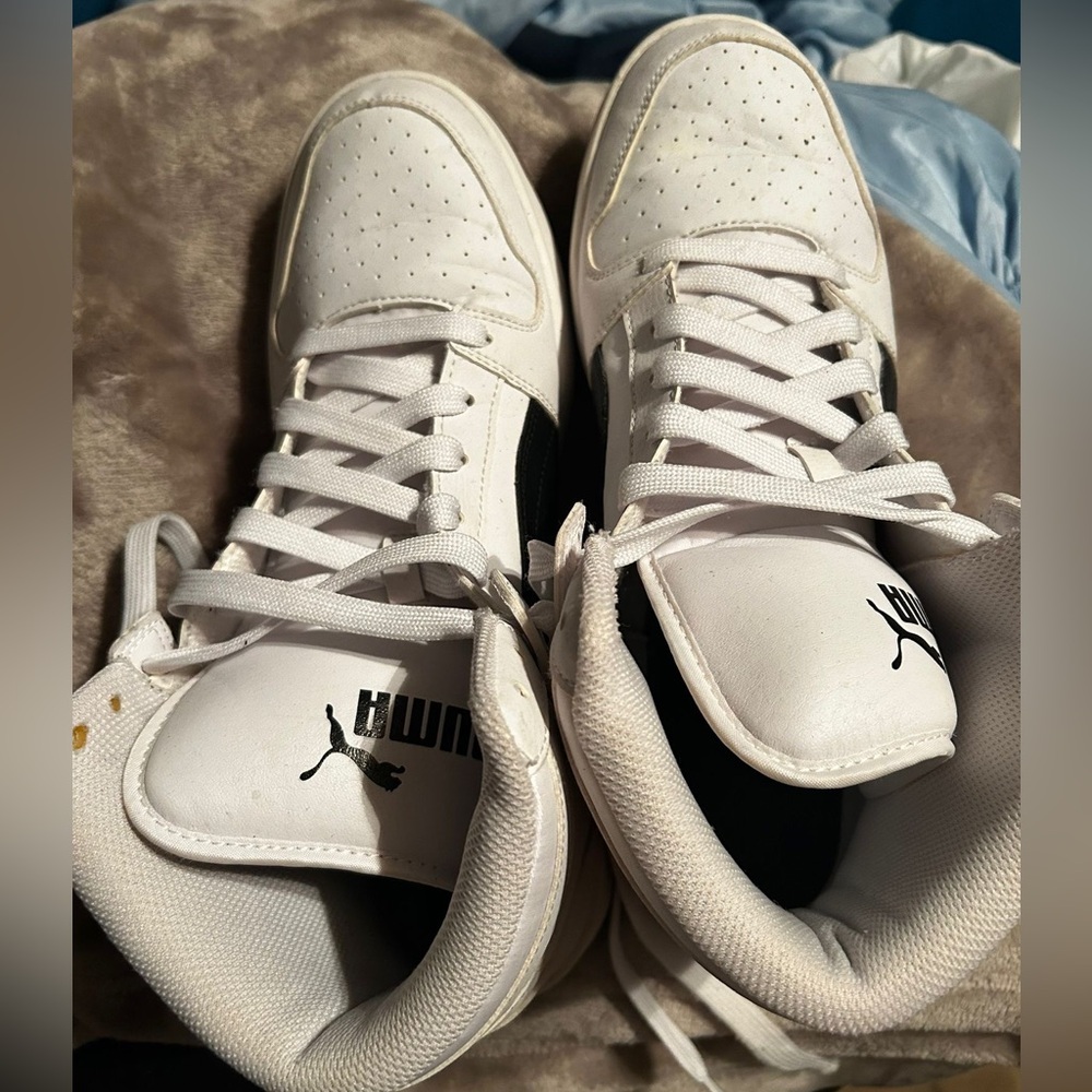 Puma sneakers